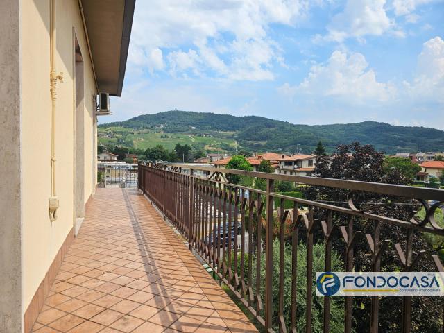 Appartamento in vendita a Grumello del Monte