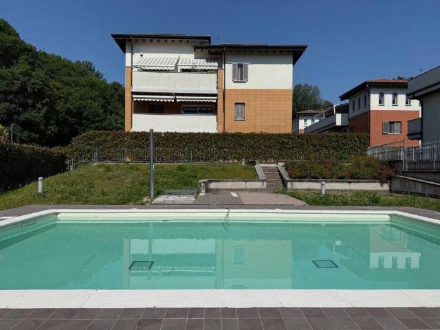 Appartamento in vendita a Imbersago LC