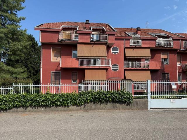 Appartamento in vendita a Imbersago LC
