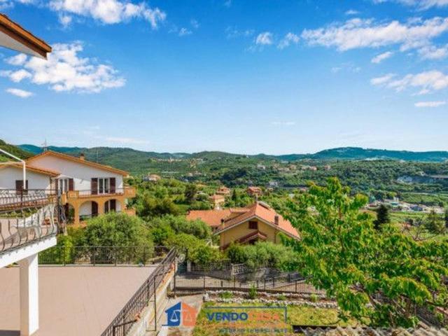 Appartamento in vendita a Imperia
