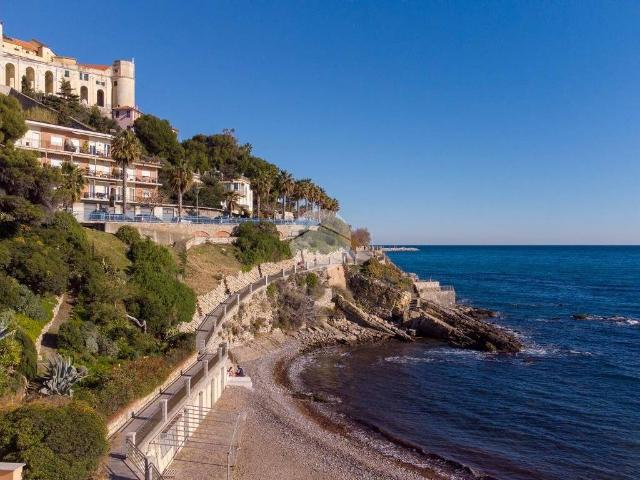 Appartamento in vendita a Imperia IM