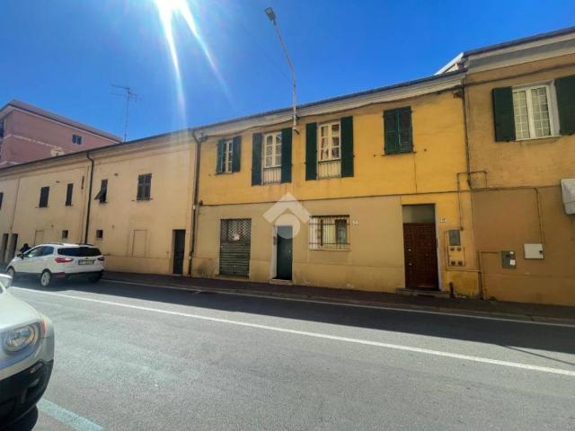 Appartamento in vendita a Imperia IM