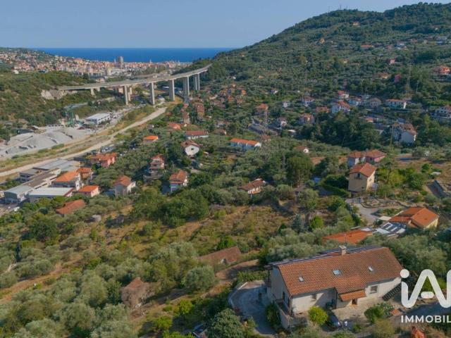Appartamento in vendita a Imperia IM