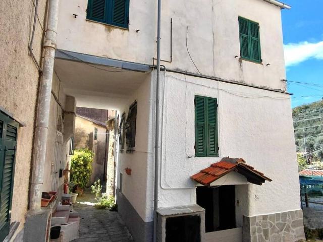 Appartamento in vendita a Imperia IM