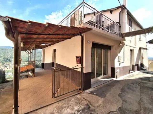 Appartamento in vendita a Imperia IM