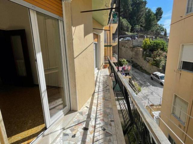 Appartamento in vendita a Imperia IM