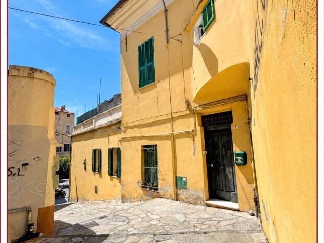 Appartamento in vendita a Imperia IM