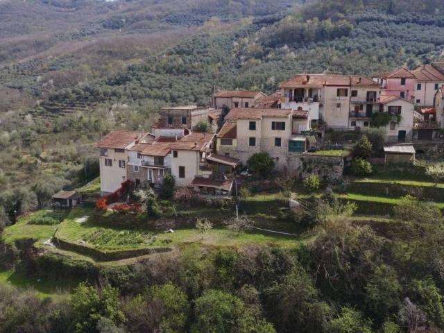 Appartamento in vendita a Imperia IM