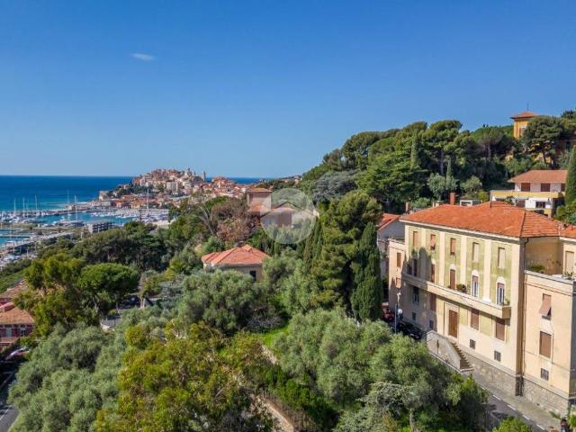 Appartamento in vendita a Imperia IM