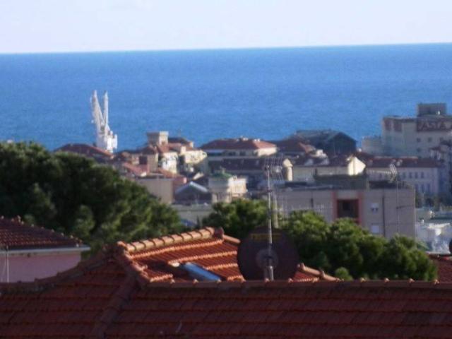 Appartamento in vendita a Imperia IM
