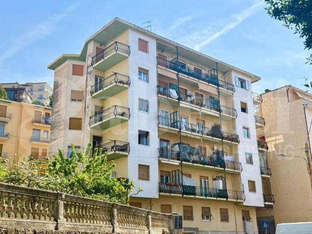 Appartamento in vendita a Imperia IM