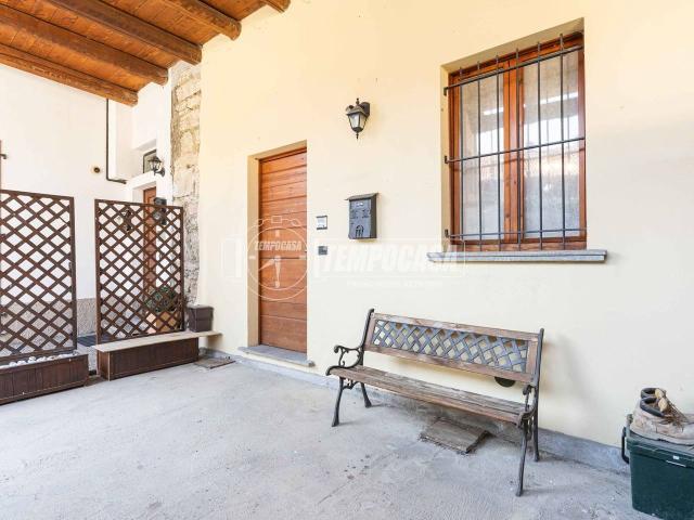 Appartamento in vendita a Inverigo