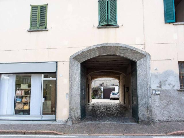 Appartamento in vendita a Inverigo