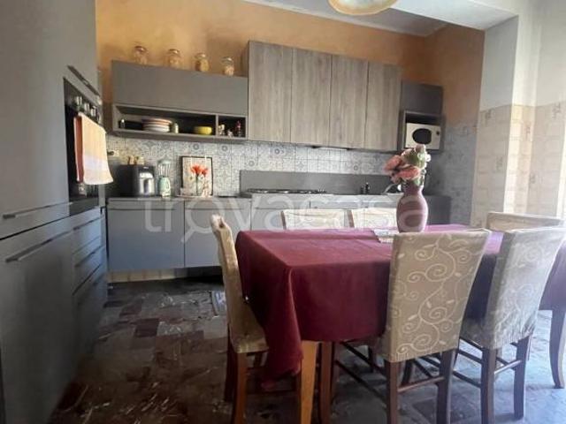 Appartamento in vendita a Ionadi via Genova