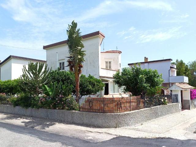 Appartamento in vendita a Isca sullo Ionio CZ