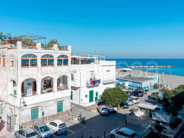 Appartamento in vendita a Ischia