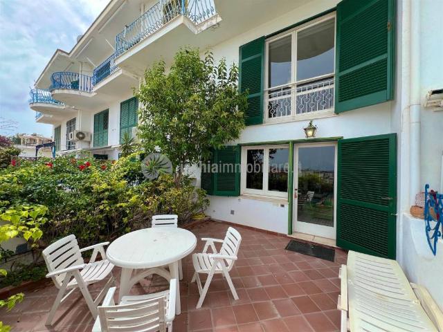 Appartamento in vendita a Ischia NA