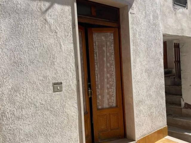 Appartamento in vendita a Ischitella FG
