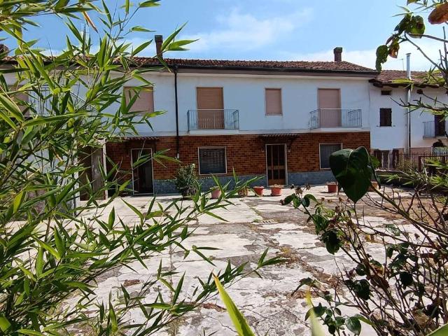 Appartamento in vendita a Isola d'Asti AT