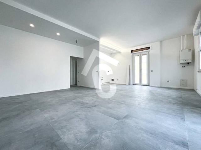 Appartamento in vendita a Jesi AN