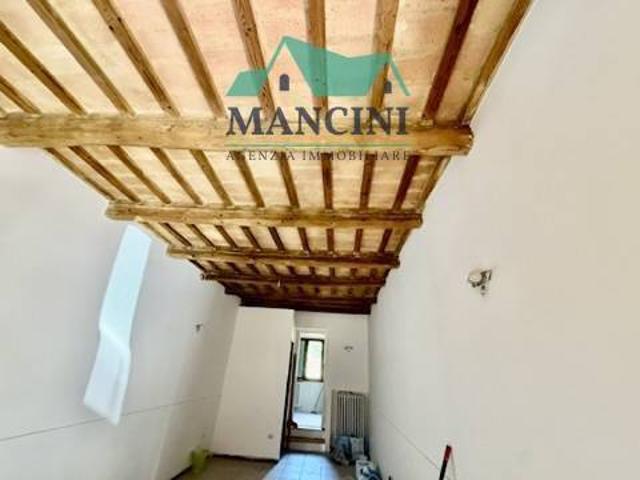Appartamento in vendita a Jesi AN