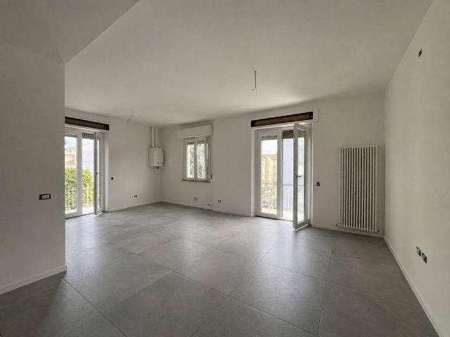 Appartamento in vendita a Jesi AN