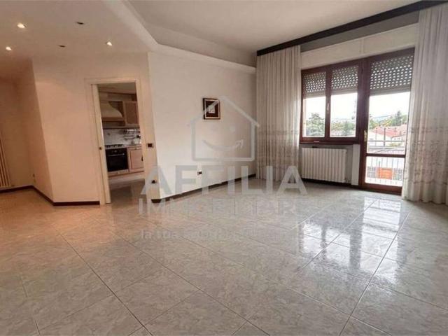 Appartamento in vendita a Jesi AN