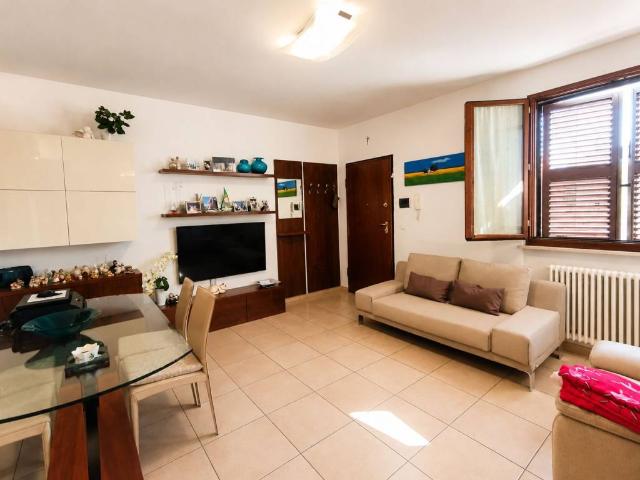 Appartamento in vendita a Jesi AN