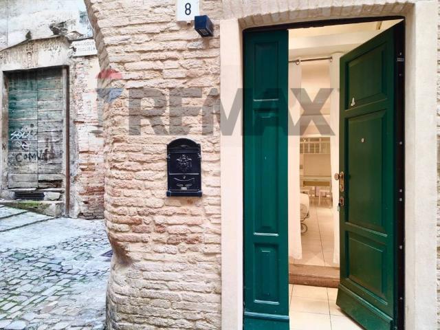 Appartamento in vendita a Jesi AN