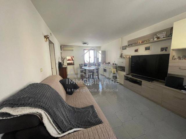 Appartamento in vendita a Jesi AN