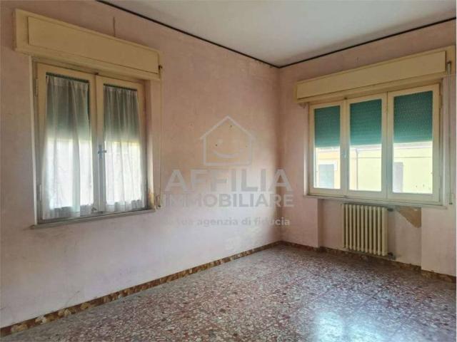 Appartamento in vendita a Jesi AN