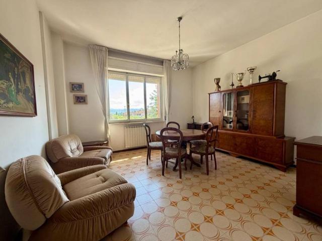 Appartamento in vendita a Jesi AN