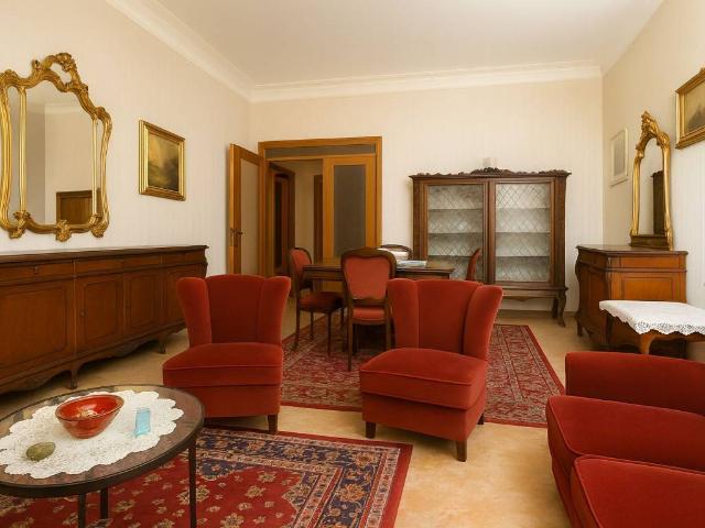 Appartamento in vendita a Jesi AN
