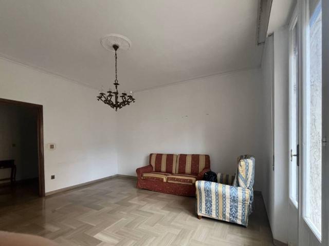 Appartamento in vendita a Jesi AN