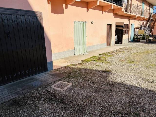 Appartamento in vendita a Jerago con Orago VA