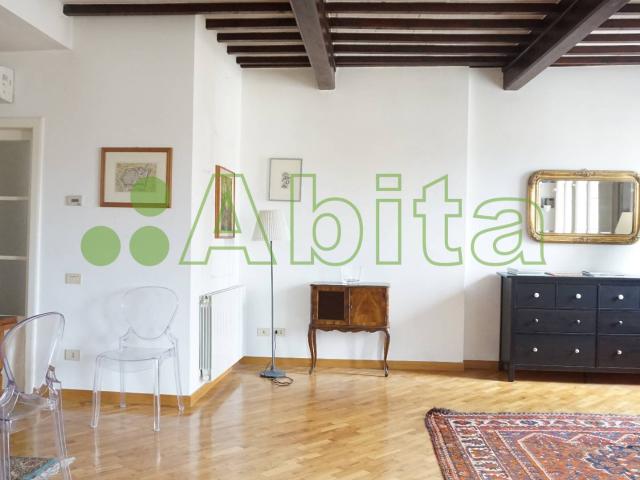 Appartamento in vendita a Lucca, Centro storico