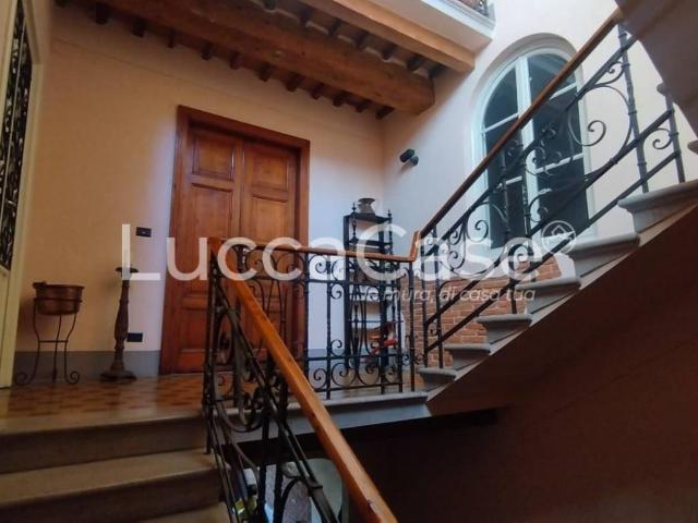 Appartamento in vendita a Lucca LU