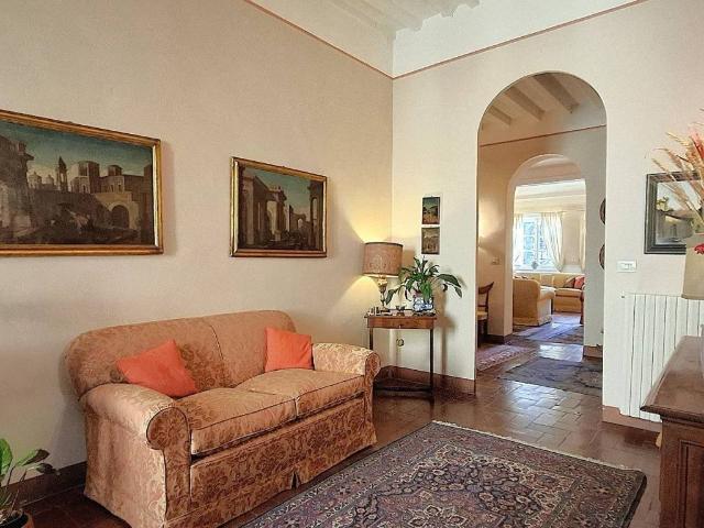 Appartamento in vendita a Lucca LU