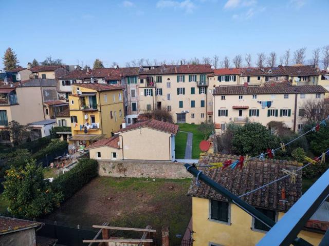 Appartamento in vendita a Lucca LU