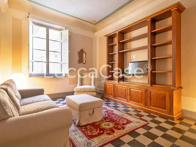 Appartamento in vendita a Lucca LU