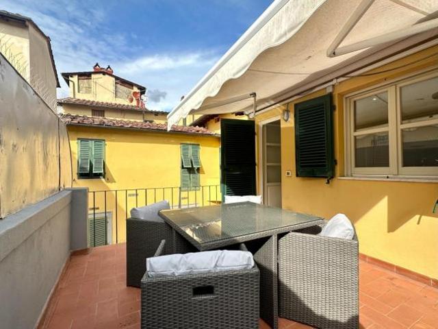 Appartamento in vendita a Lucca 130 mq Rif: 1197082