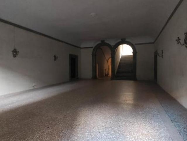 Appartamento in vendita a Lucca 135 mq Rif: 1390832