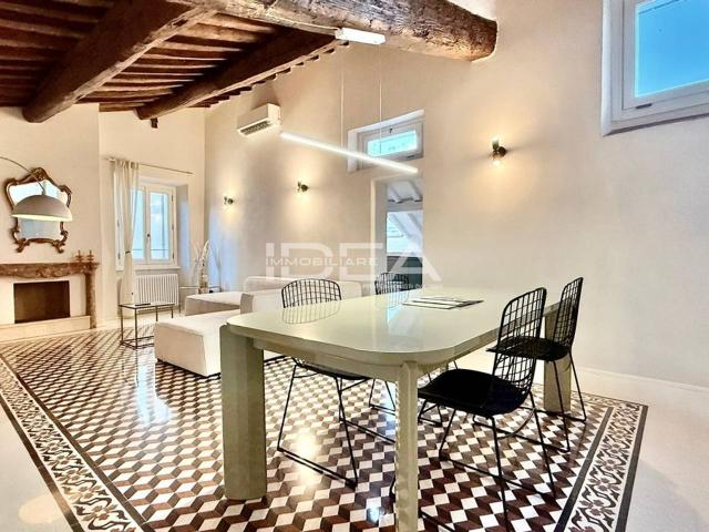 Appartamento in vendita a Lucca