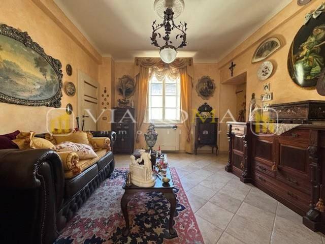 Appartamento in vendita a Lucca