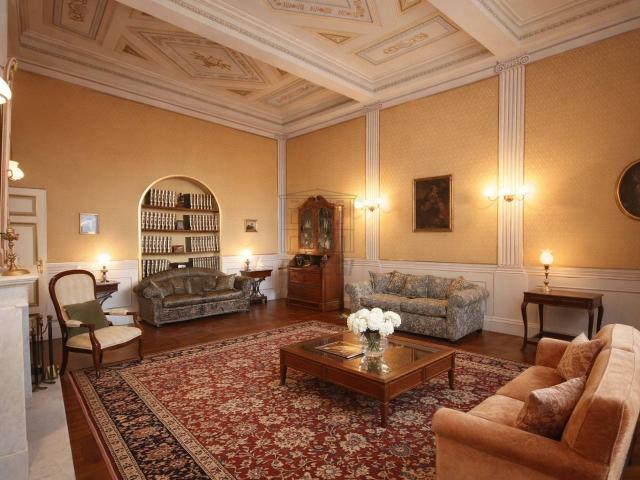 Appartamento in vendita a Lucca
