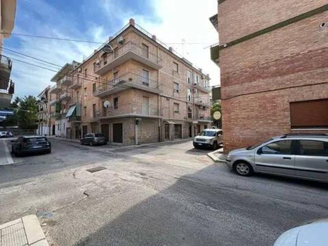 Appartamento in vendita a Lucera FG