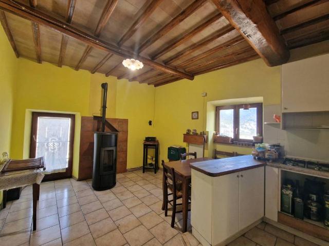 Appartamento in vendita a Lugnano in Teverina TR
