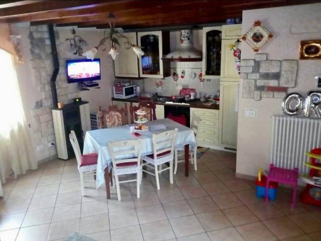 Appartamento in vendita a Lugagnano Val d'Arda PC