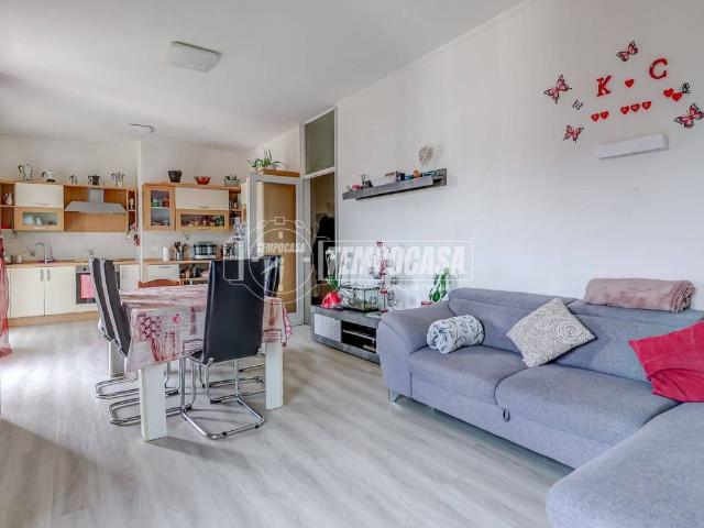Appartamento in vendita a Luino VA