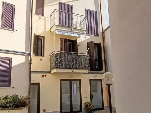 Appartamento in vendita a Luino VA